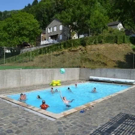 Vakantiehuis House La Vallee 4 *